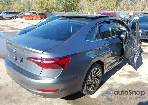 2021 Volkswagen Jetta 1.4T Sel from USA, damaged, VIN 3VWE57BU3MM037754